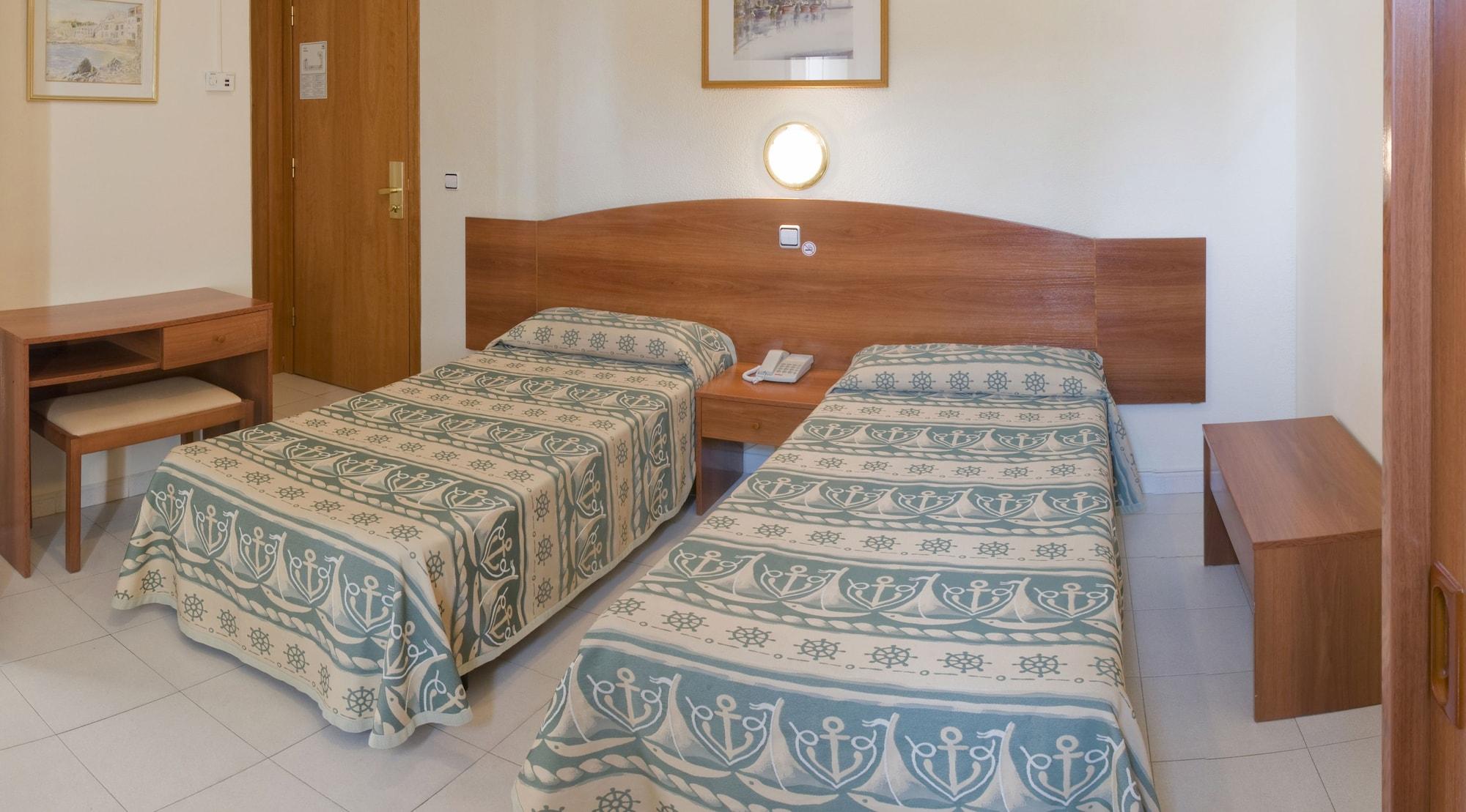 Ght Balmes, Hotel-Aparthotel&Splash カレーリャ エクステリア 写真