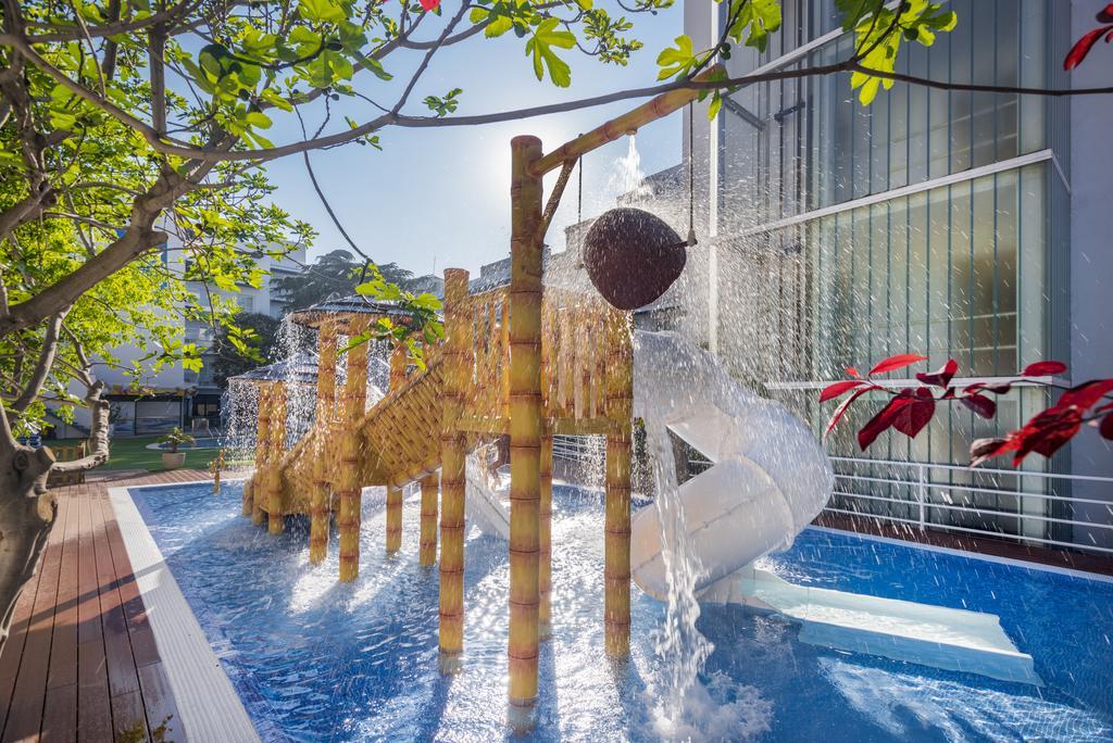 Ght Balmes, Hotel-Aparthotel&Splash カレーリャ エクステリア 写真