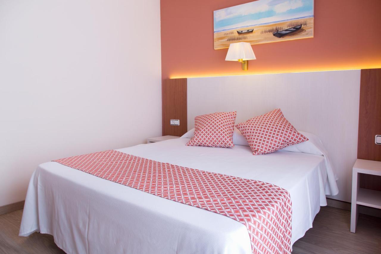 Ght Balmes, Hotel-Aparthotel&Splash カレーリャ エクステリア 写真